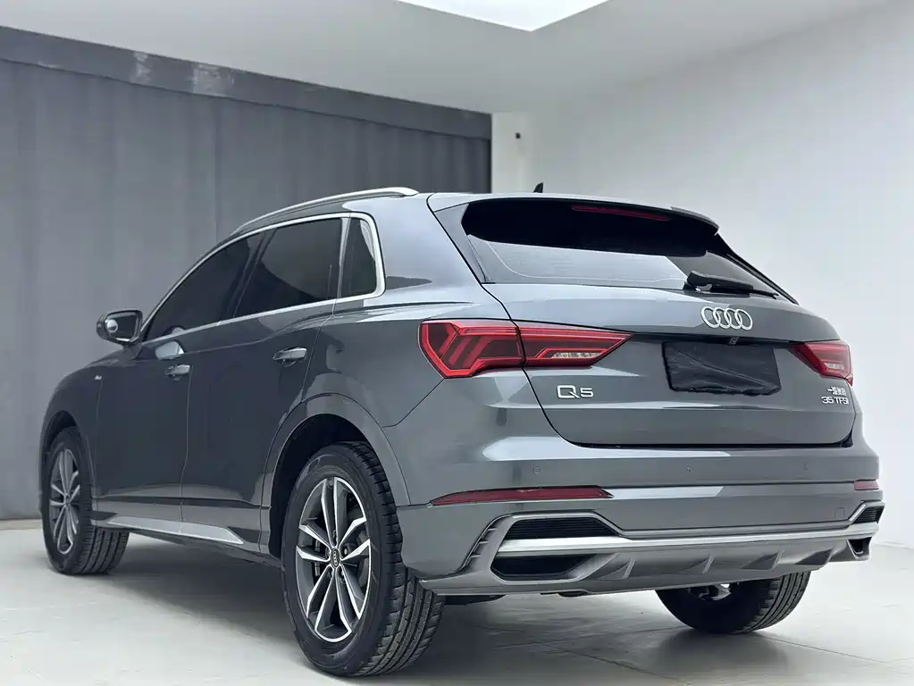 Audi Q3 2021