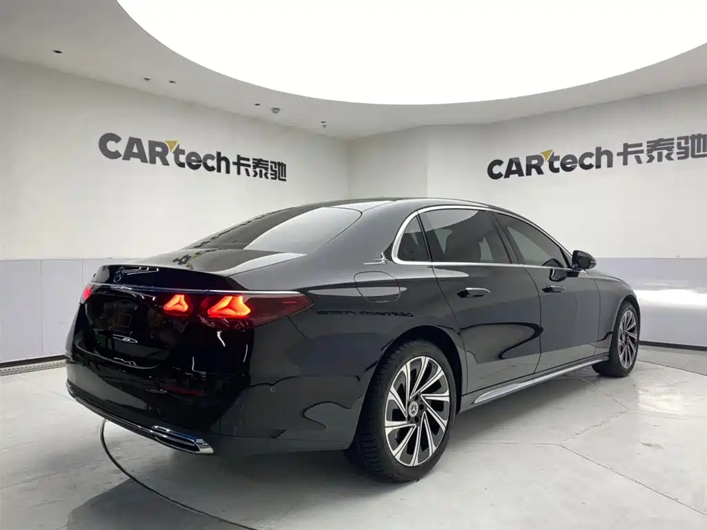 Mercedes-Benz E-Класс 2024