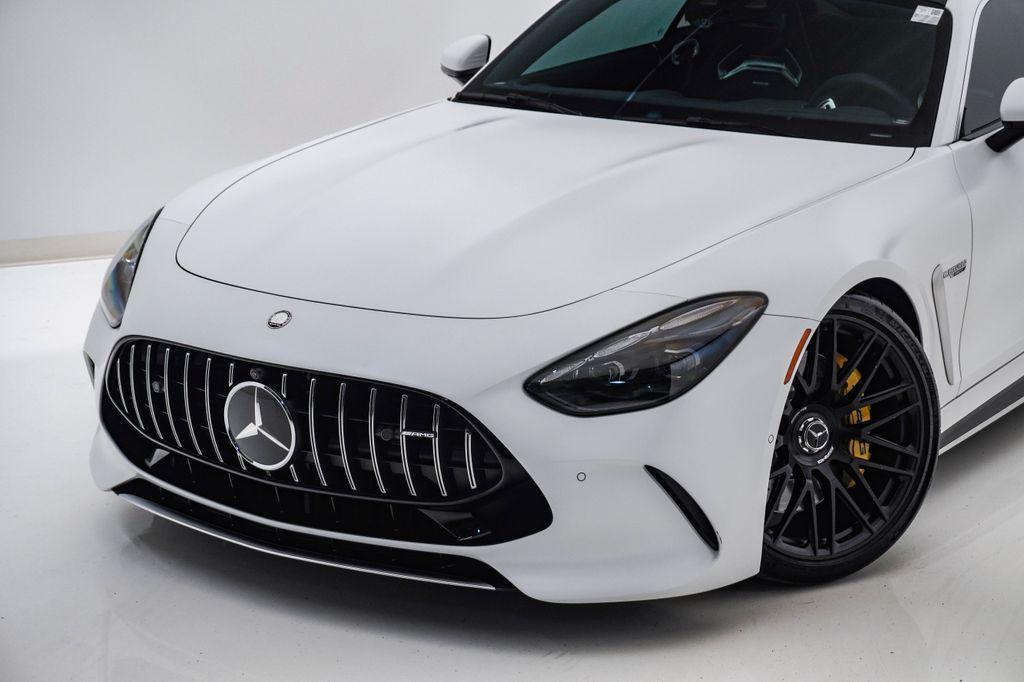 Mercedes-Benz AMG GT 2024