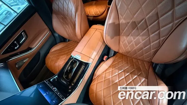 Mercedes-Benz S-Класс 2023