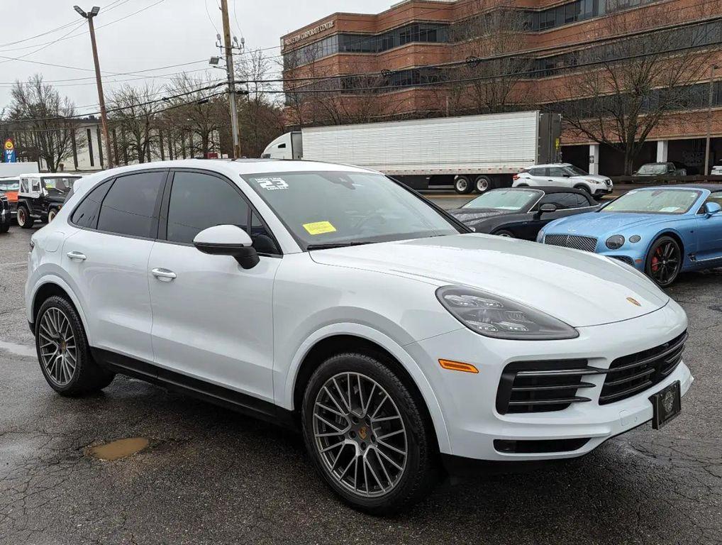 Porsche Cayenne 2023
