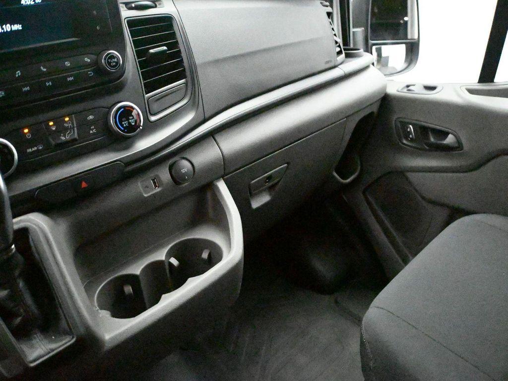 Ford Transit 2024