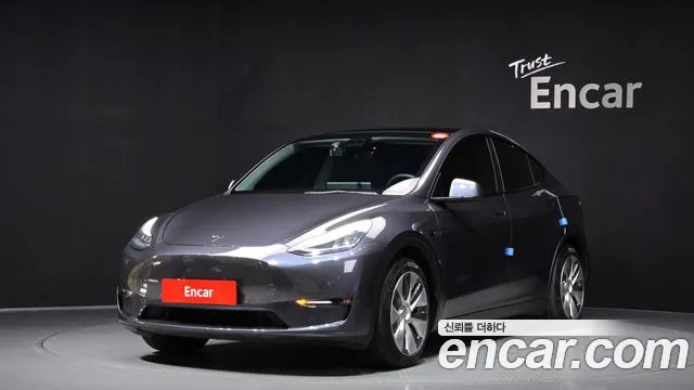 Tesla Model Y 2021