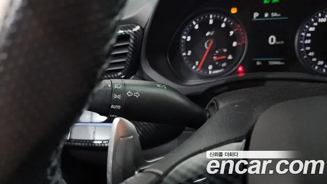 Hyundai Veloster 2021
