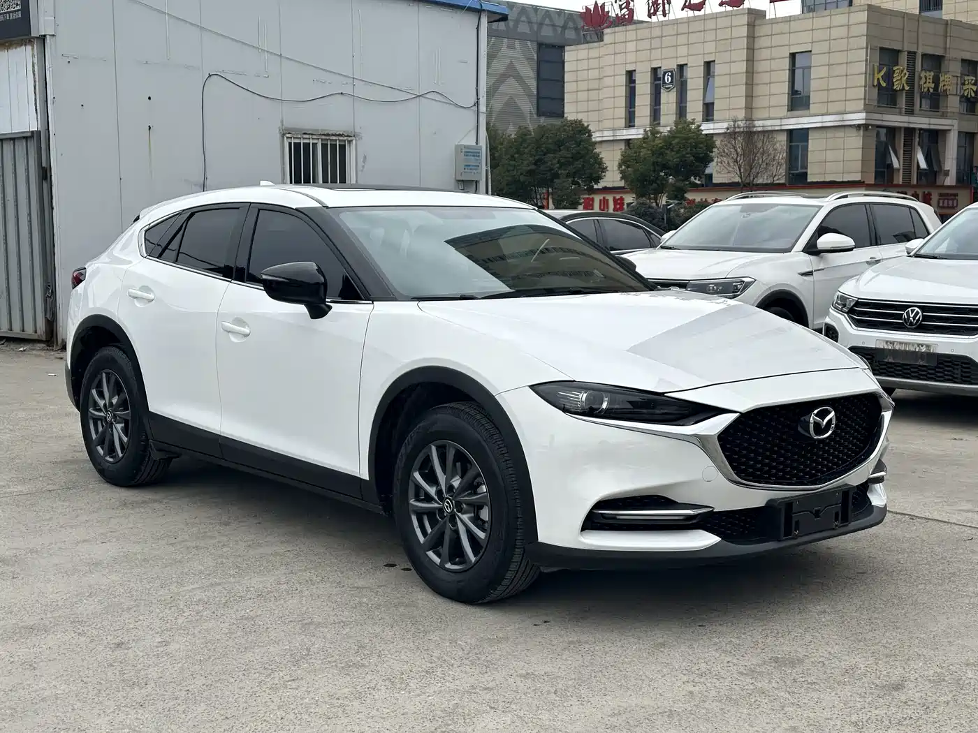 Mazda CX-4 2023