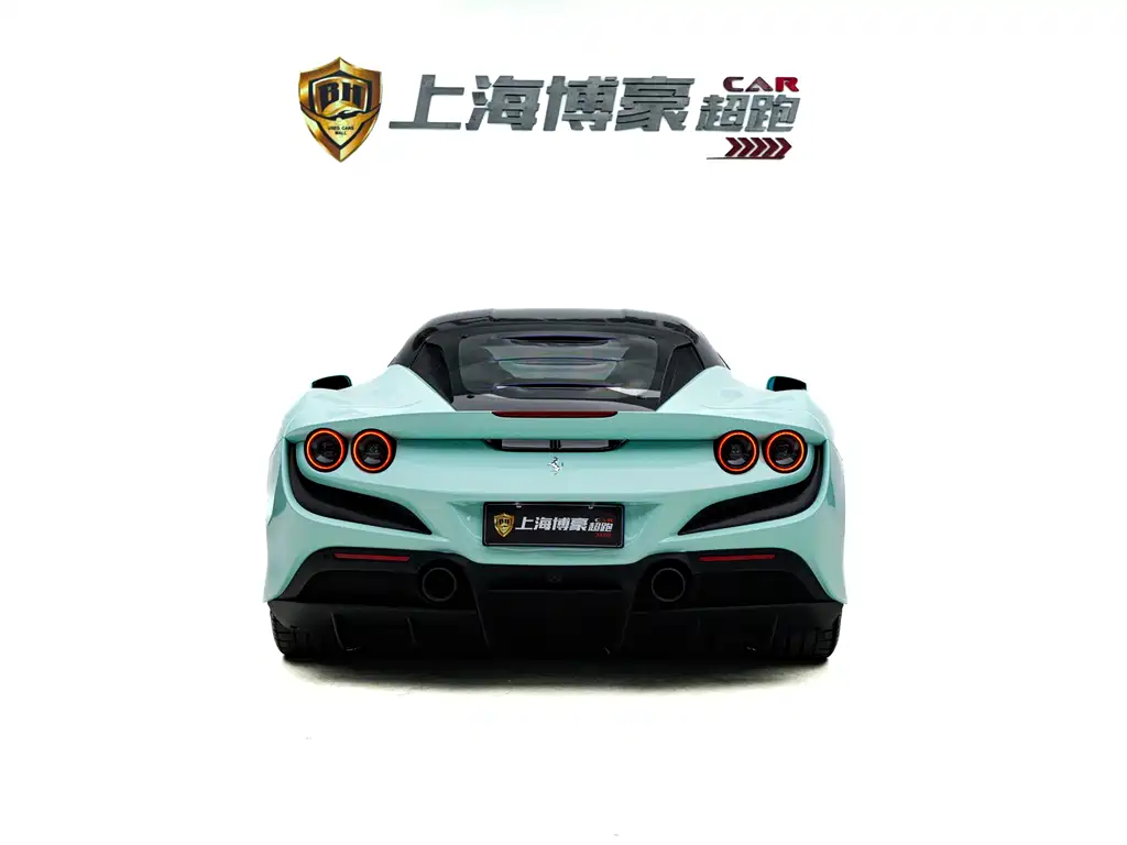 Ferrari F8 2023