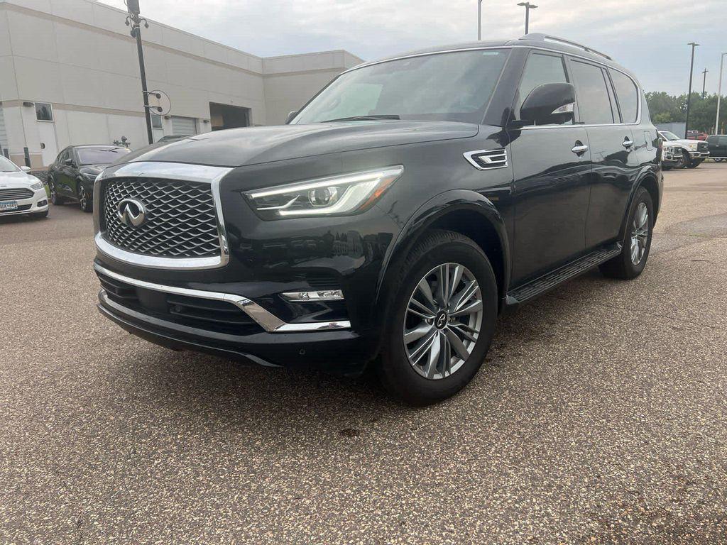 Infiniti QX80 2023