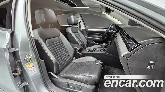 Volkswagen Passat 2022