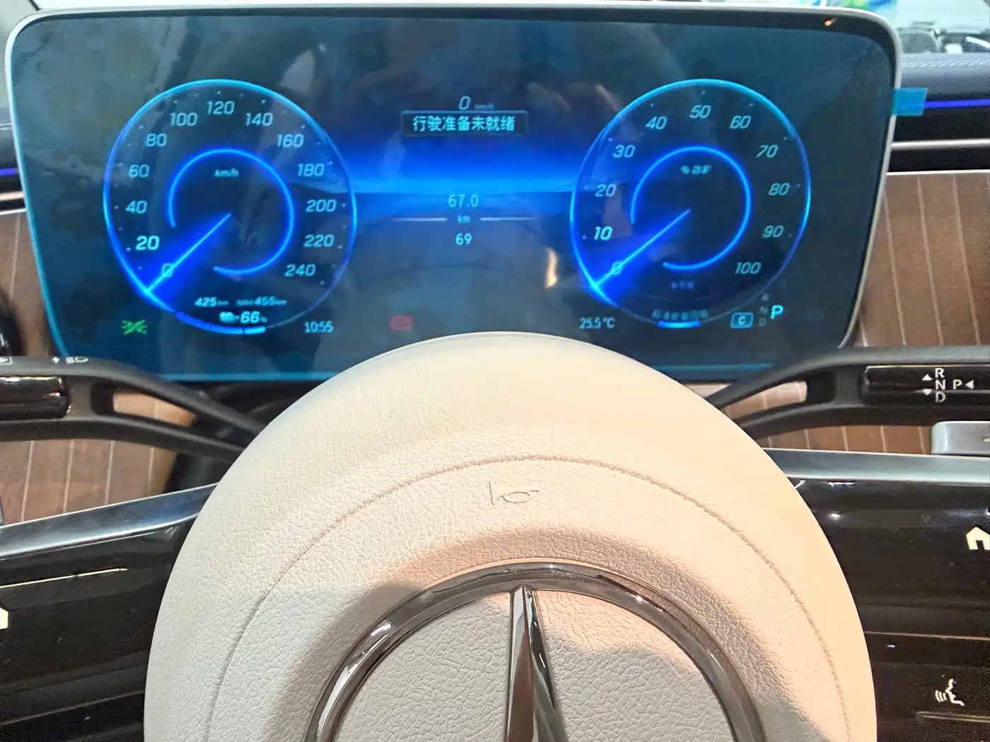 Mercedes-Benz EQE 2025