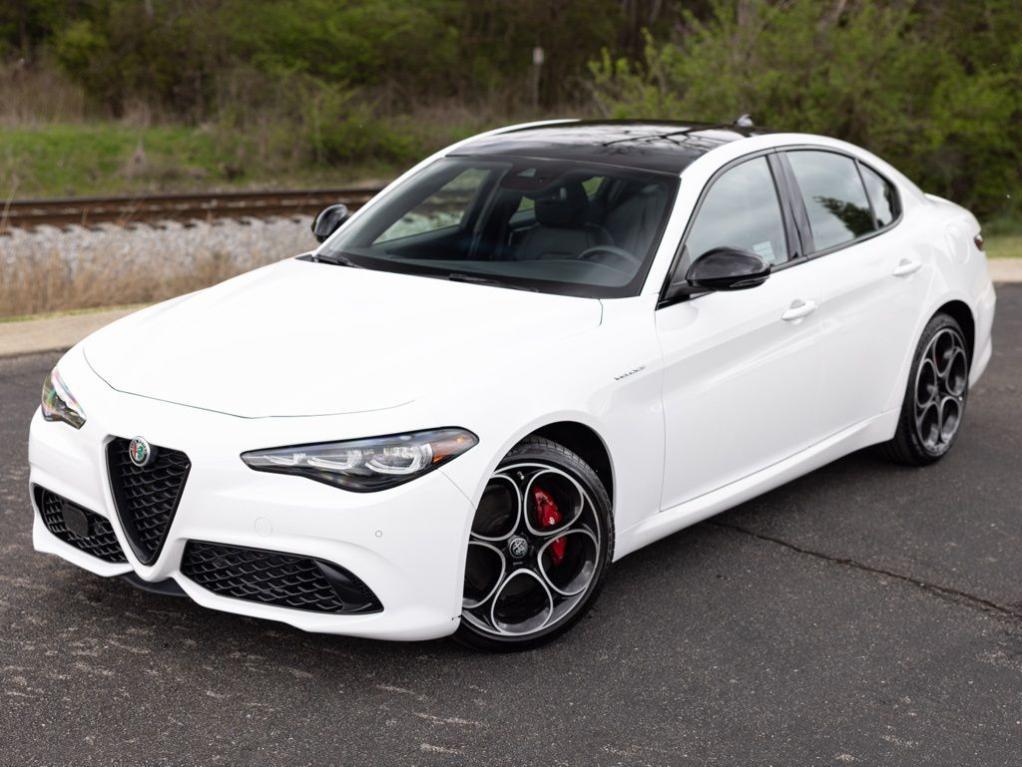 Alfa Romeo Giulia 2024