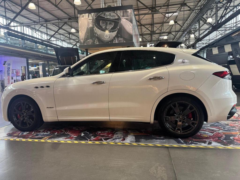 Maserati Levante 2021