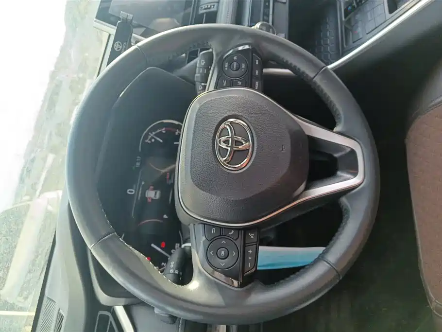 Toyota RAV4 2021