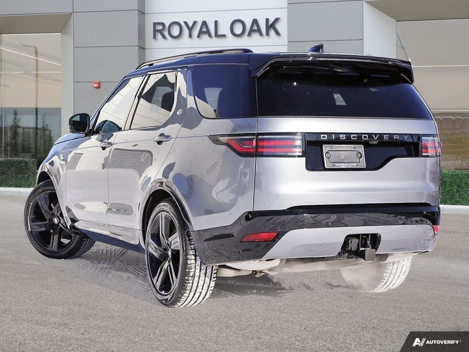 Land Rover Discovery 2025