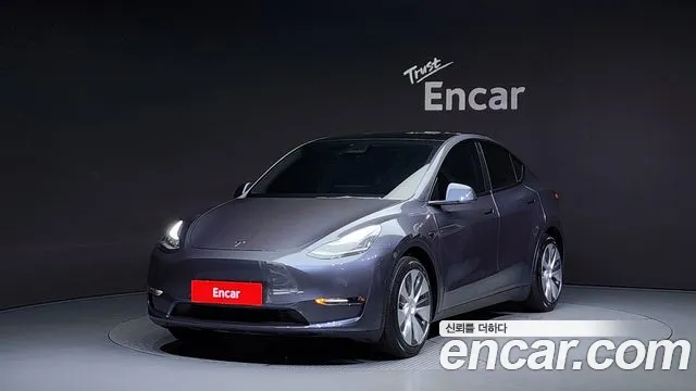 Tesla Model Y 2021