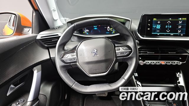 Peugeot 2008 2021