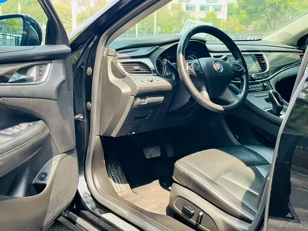 Buick LaCrosse 2021