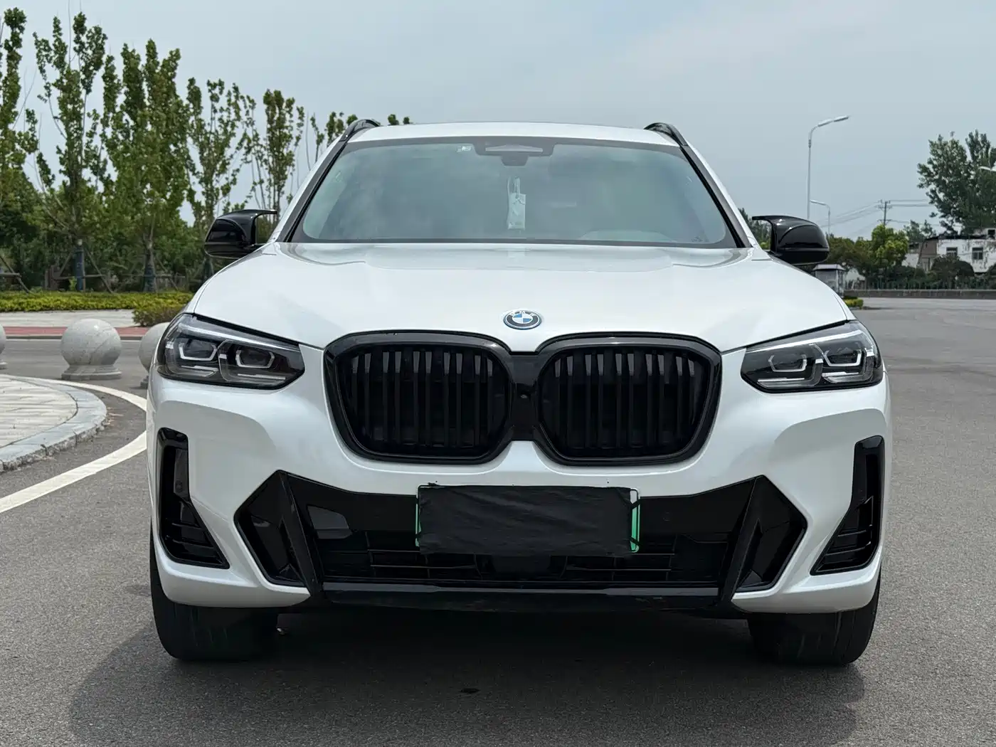 BMW iX3 2024