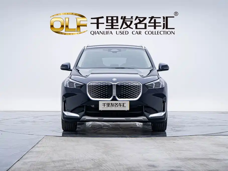 BMW iX1 2026