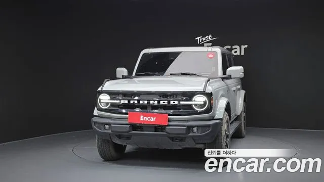 Ford Bronco 2023