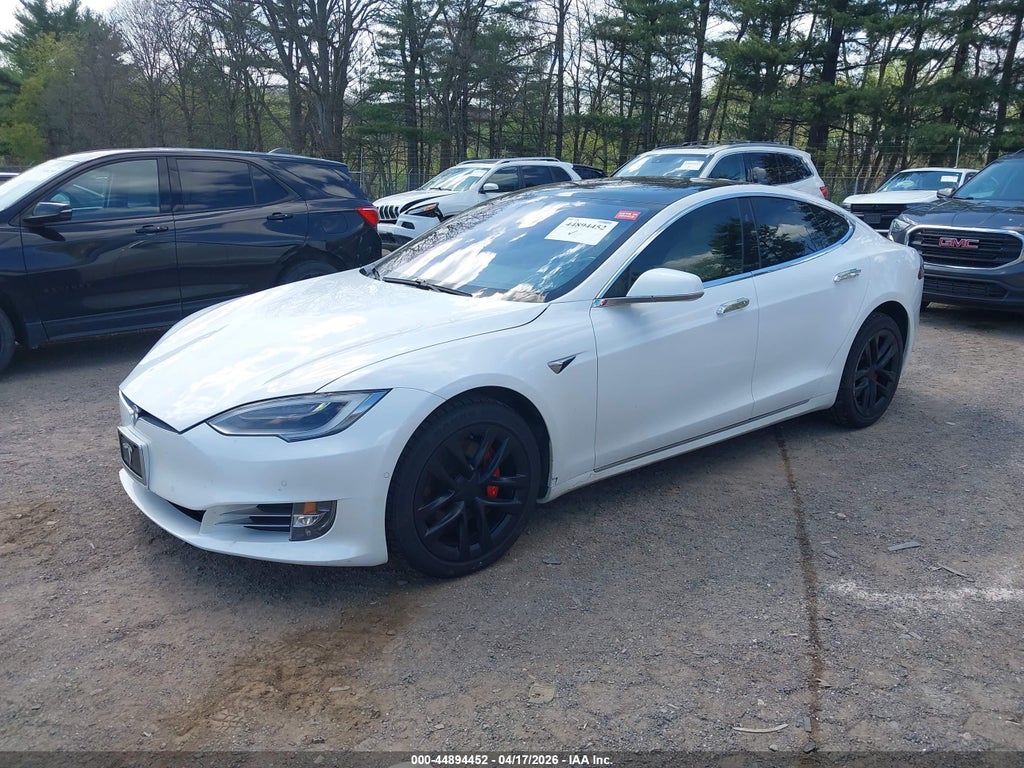 Tesla Model S 2021