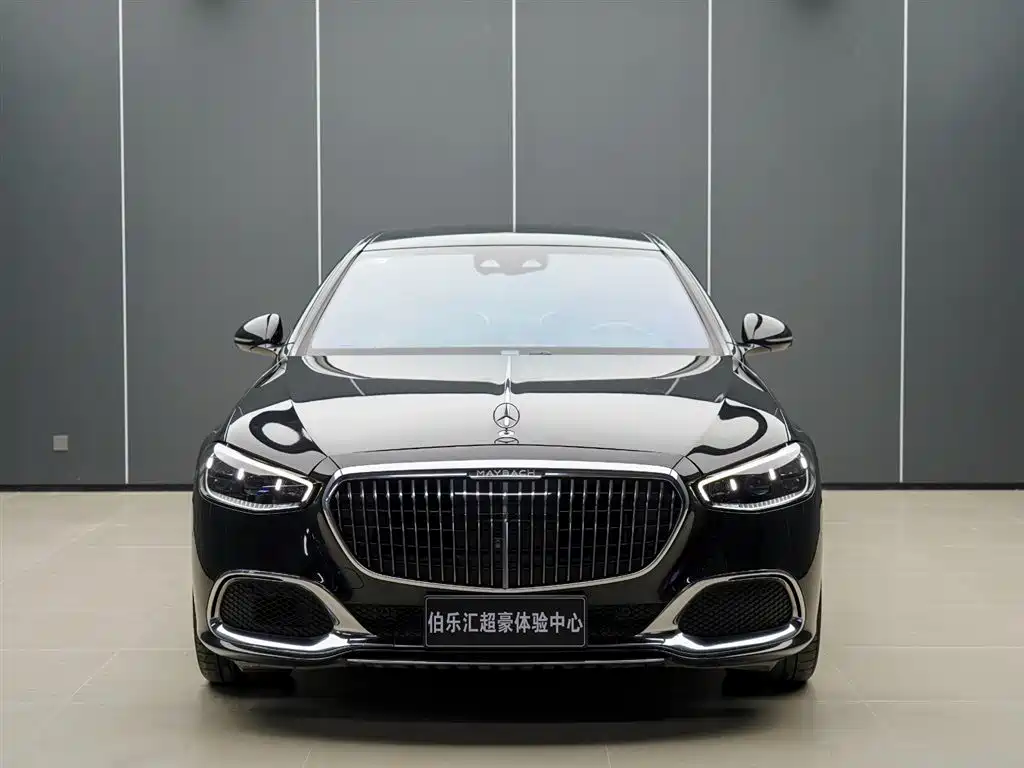 Mercedes-Benz Maybach S-Класс 2022