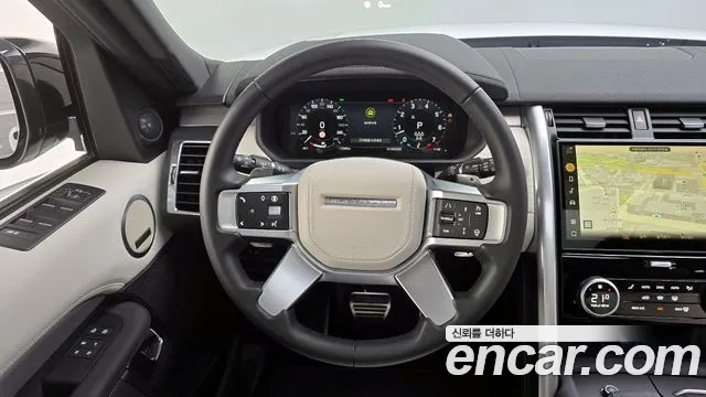 Land Rover Discovery 2024