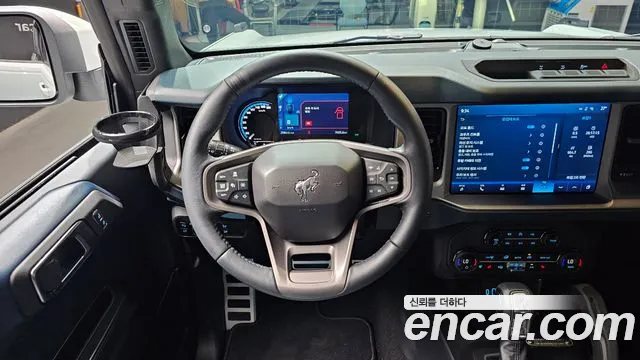 Ford Bronco 2024