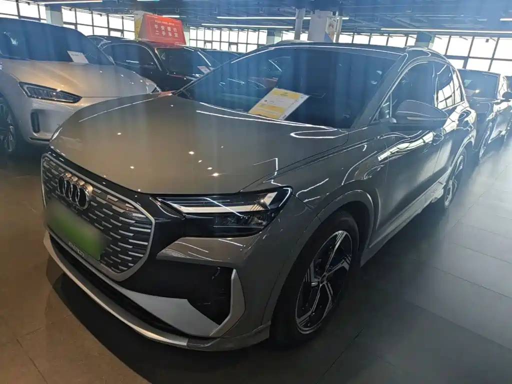 Audi Q4 e-tron 2023