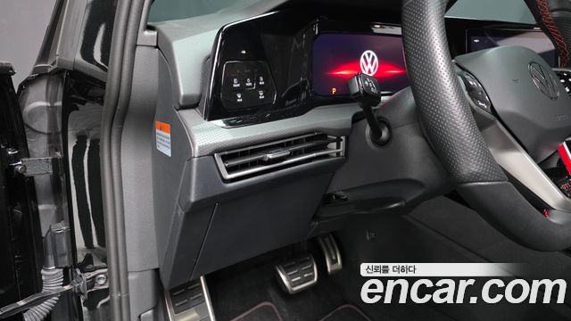 Volkswagen Golf 2024