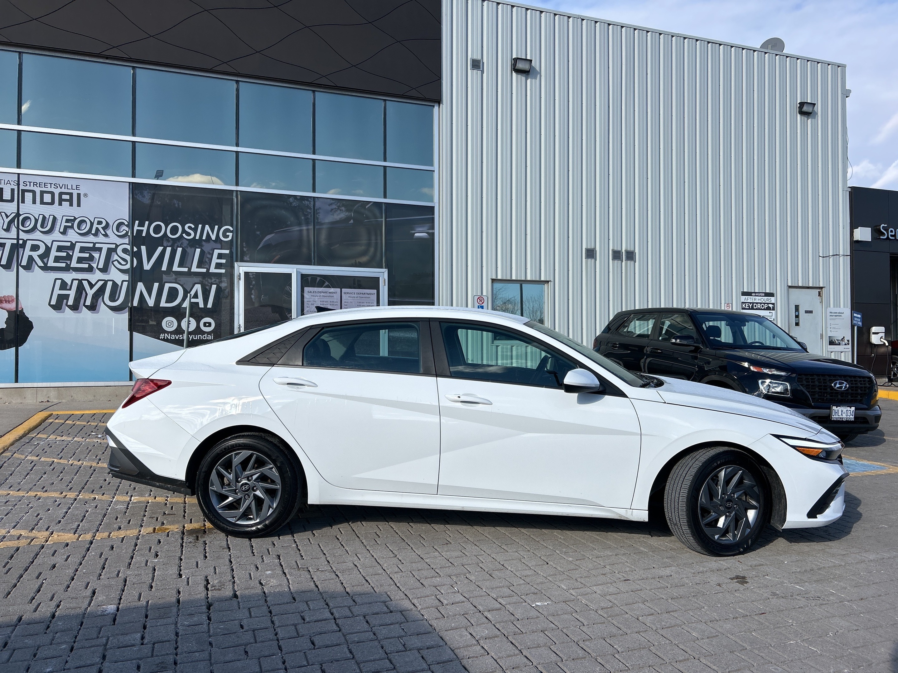 Hyundai Elantra 2024