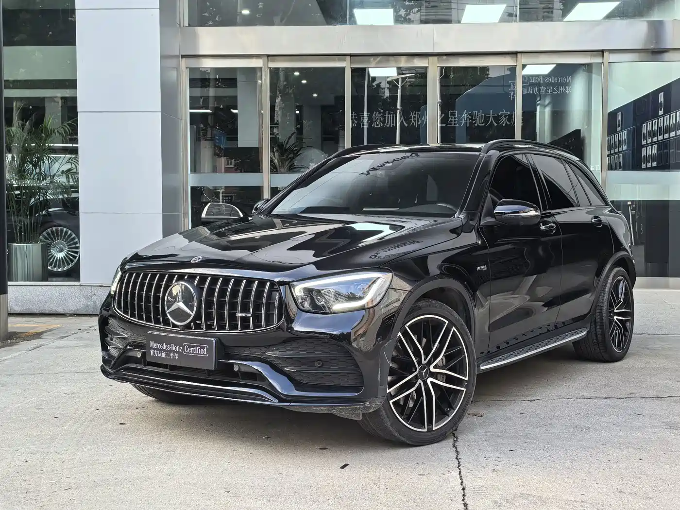 Mercedes-Benz GLC AMG 2023