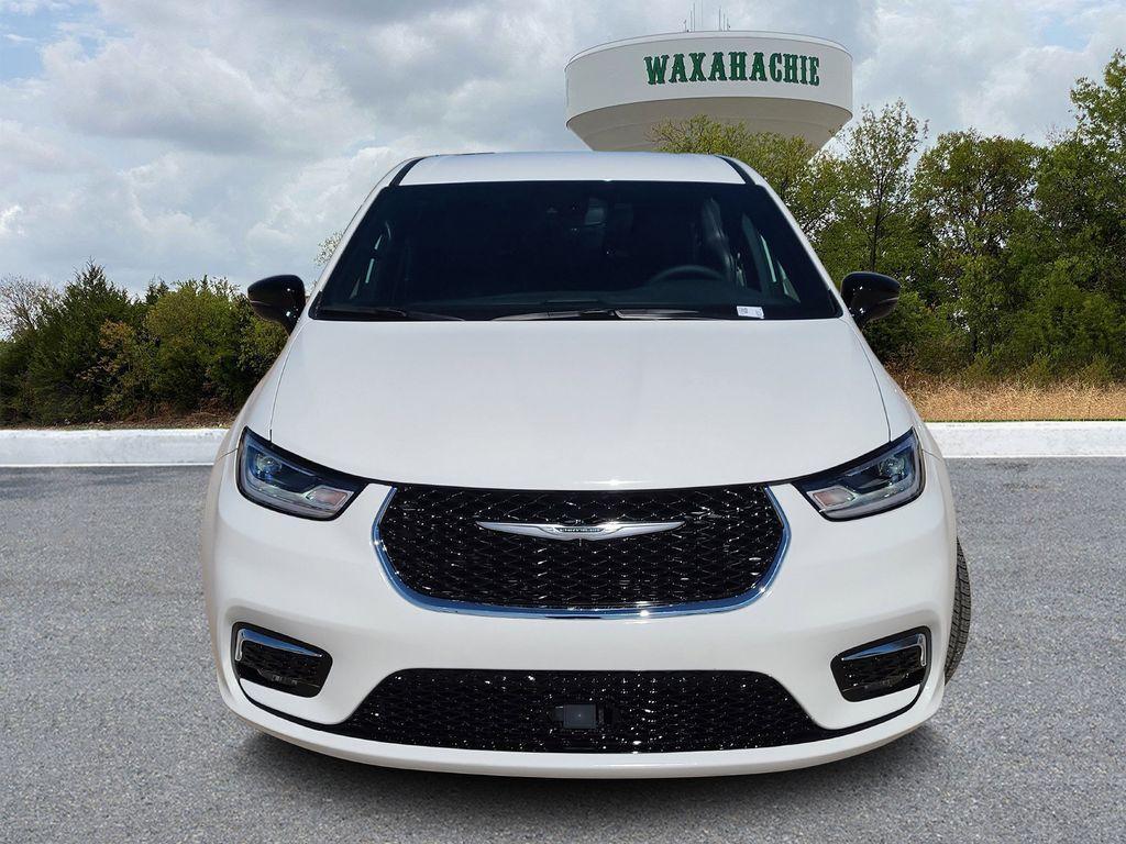 Chrysler Pacifica 2026