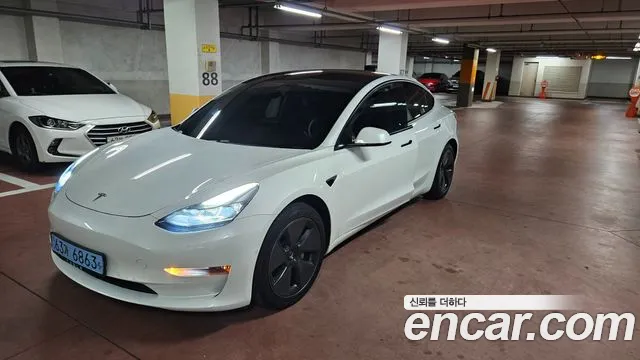 Tesla Model 3 2021