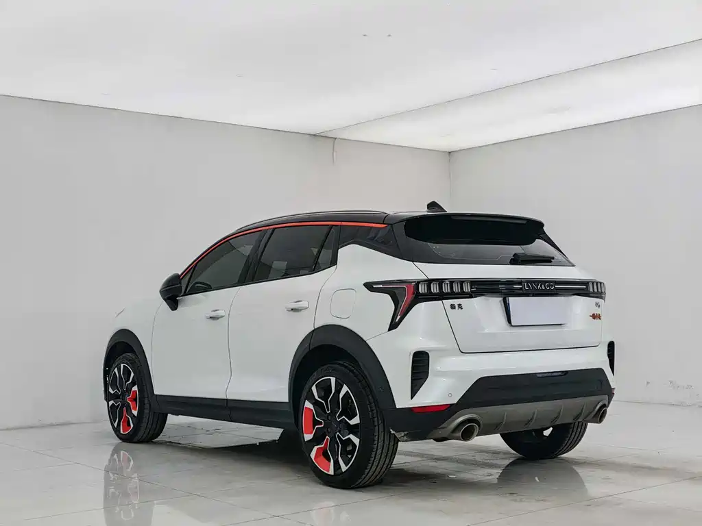 Lynk & Co 06 2023