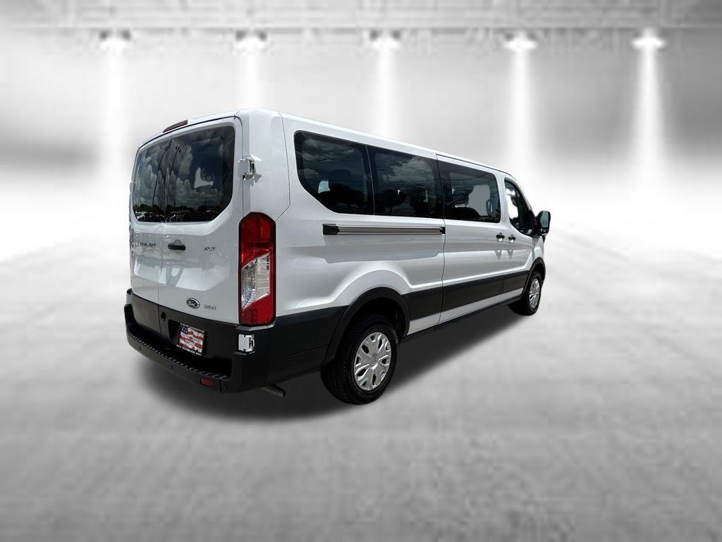 Ford Transit 2025