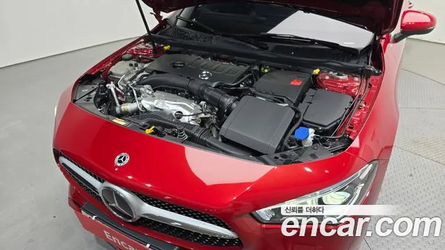 Mercedes-Benz CLA 2023