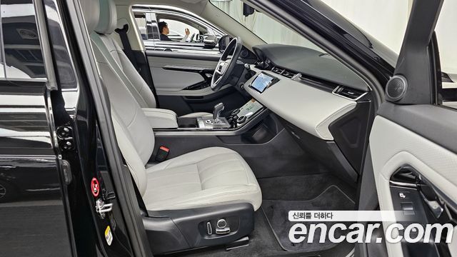 Land Rover Range Rover Evoque 2021