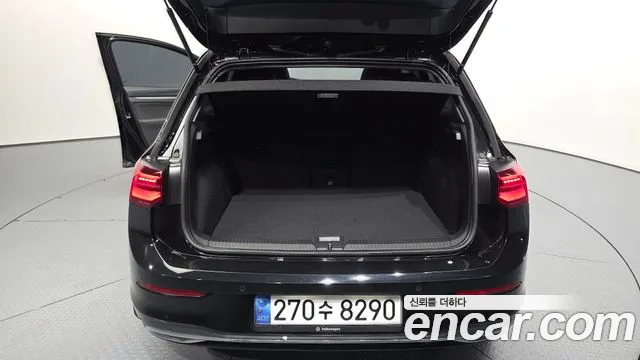 Volkswagen Golf 2024
