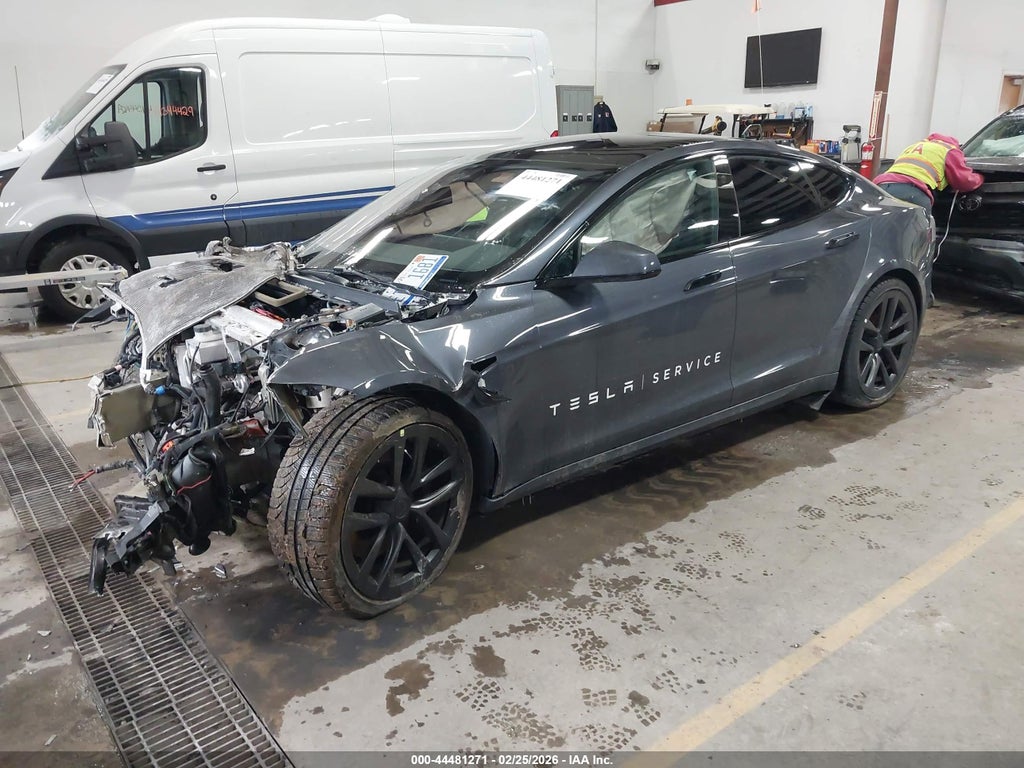 Tesla Model S 2021