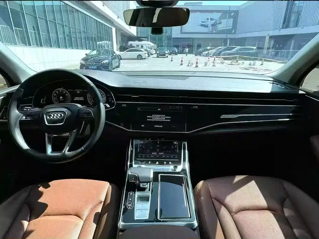 Audi Q7 2023
