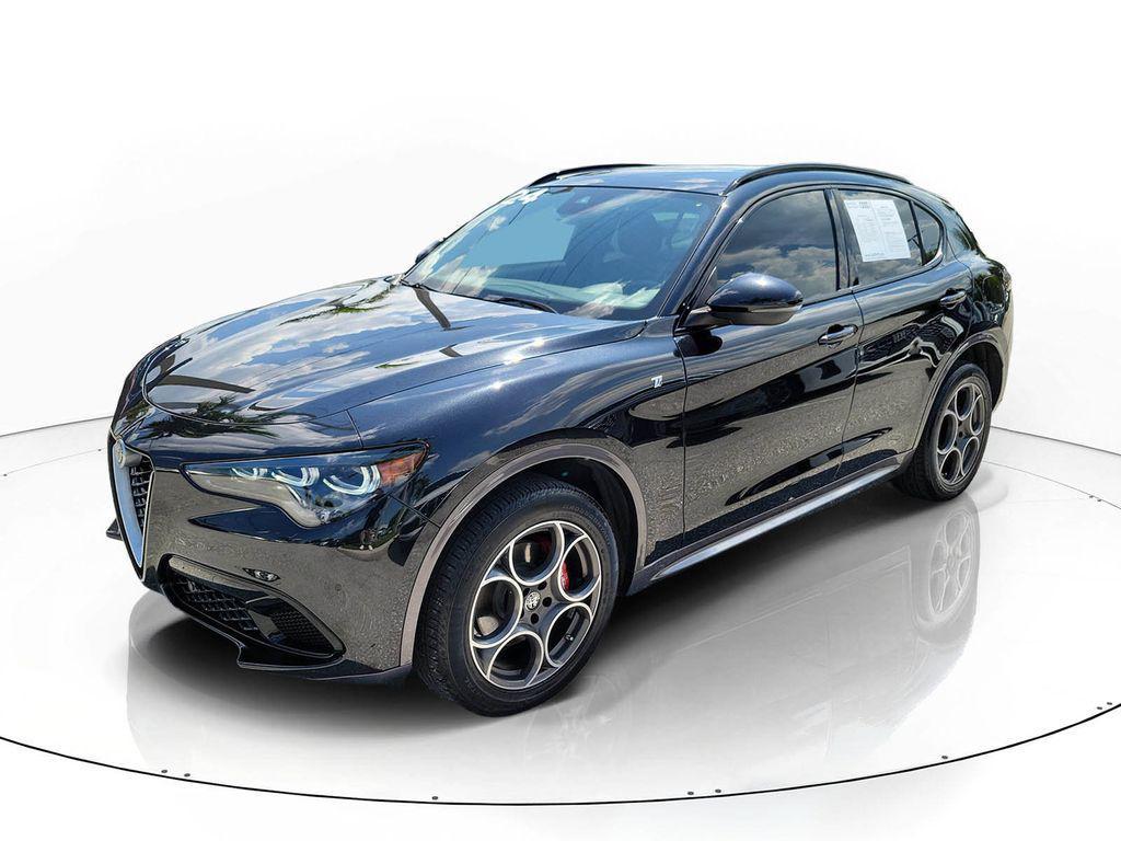 Alfa Romeo Stelvio 2024