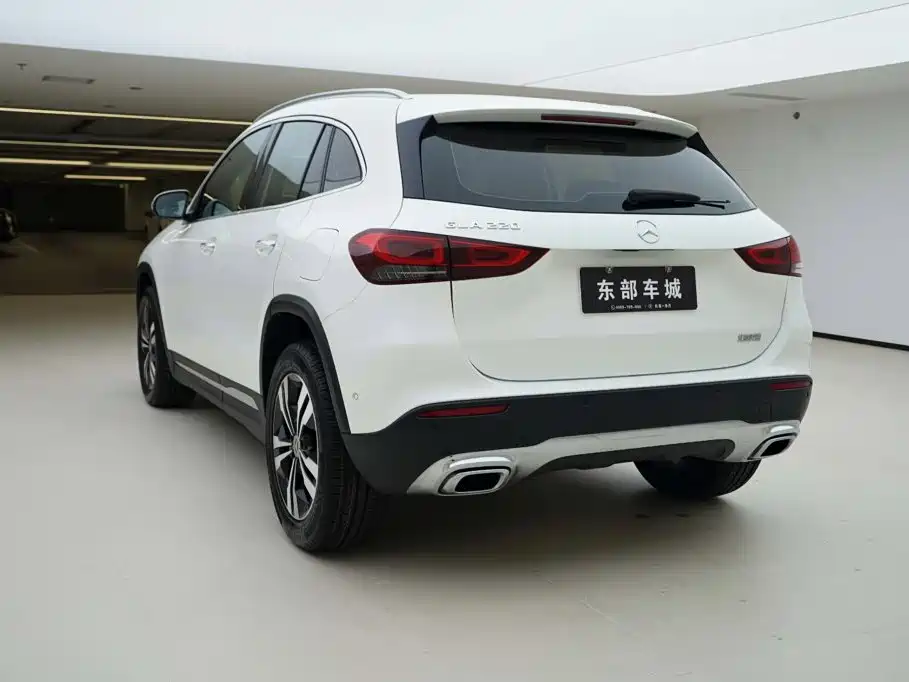 Mercedes-Benz GLA 2023