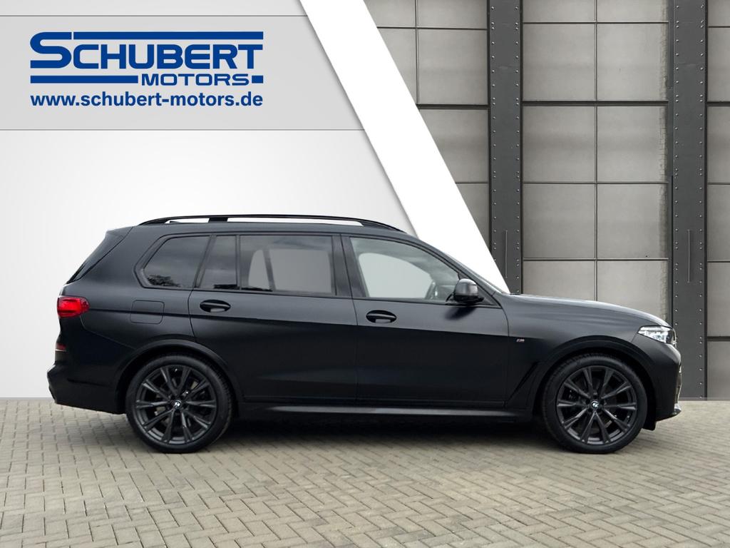 BMW X7 2022