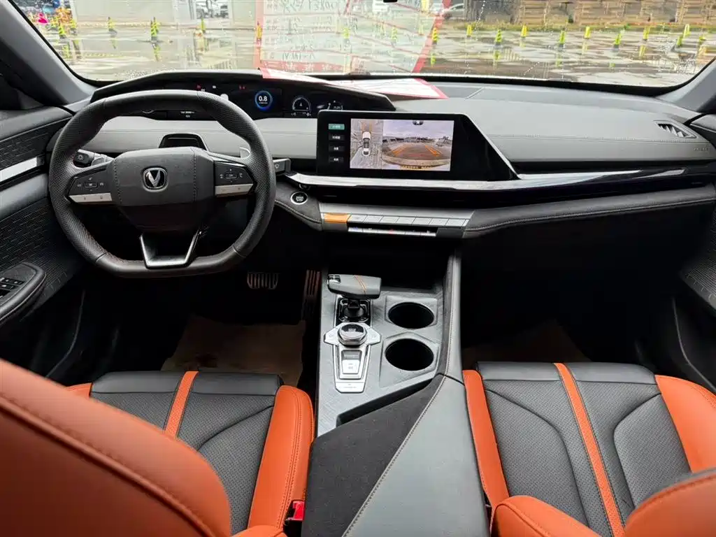 Changan UNI-V 2024