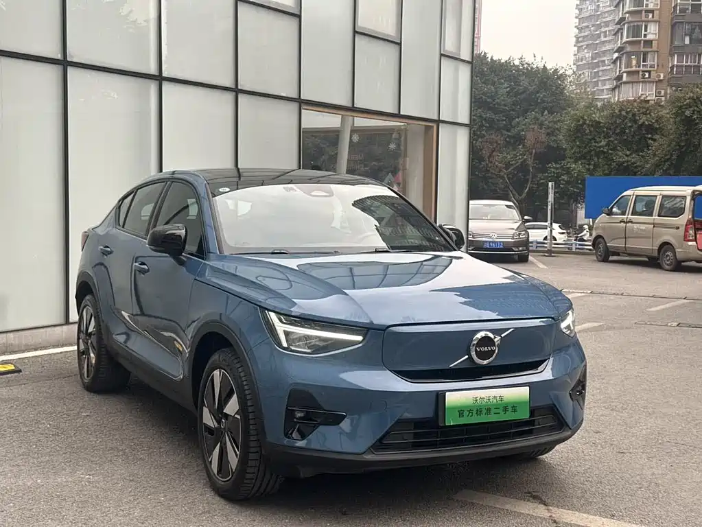 Volvo C40 2024
