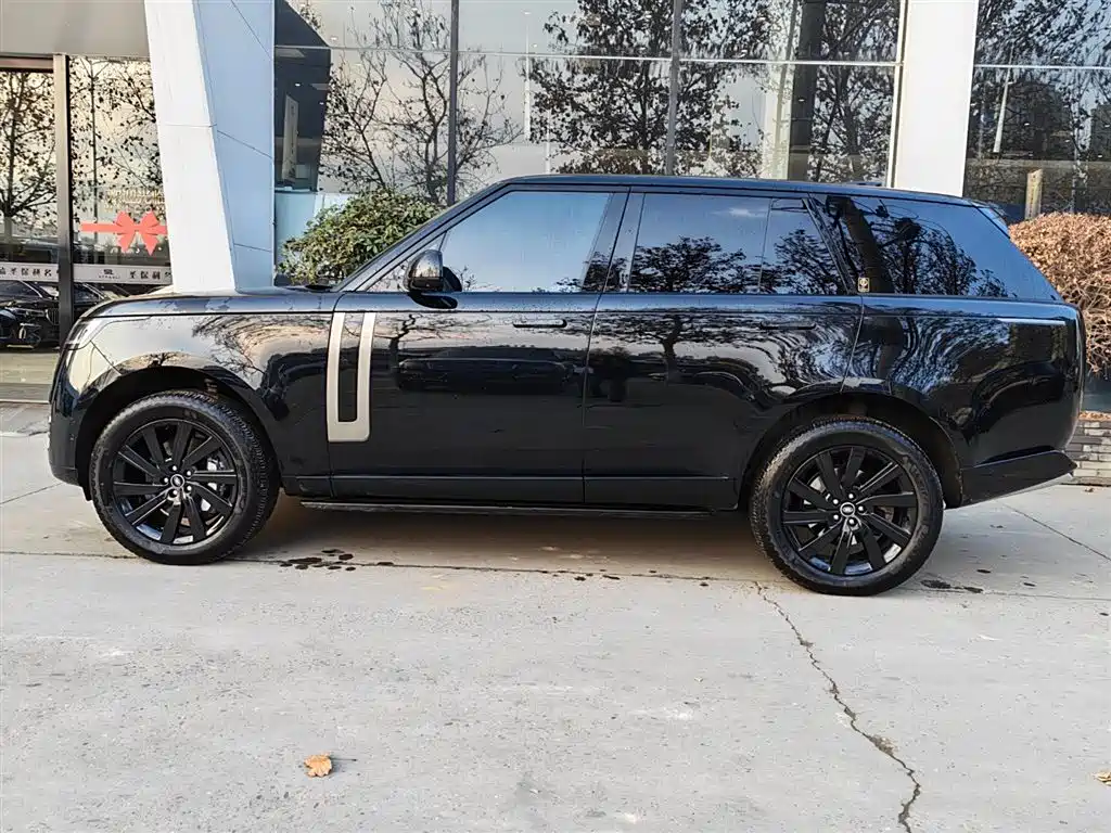 Land Rover Range Rover 2024