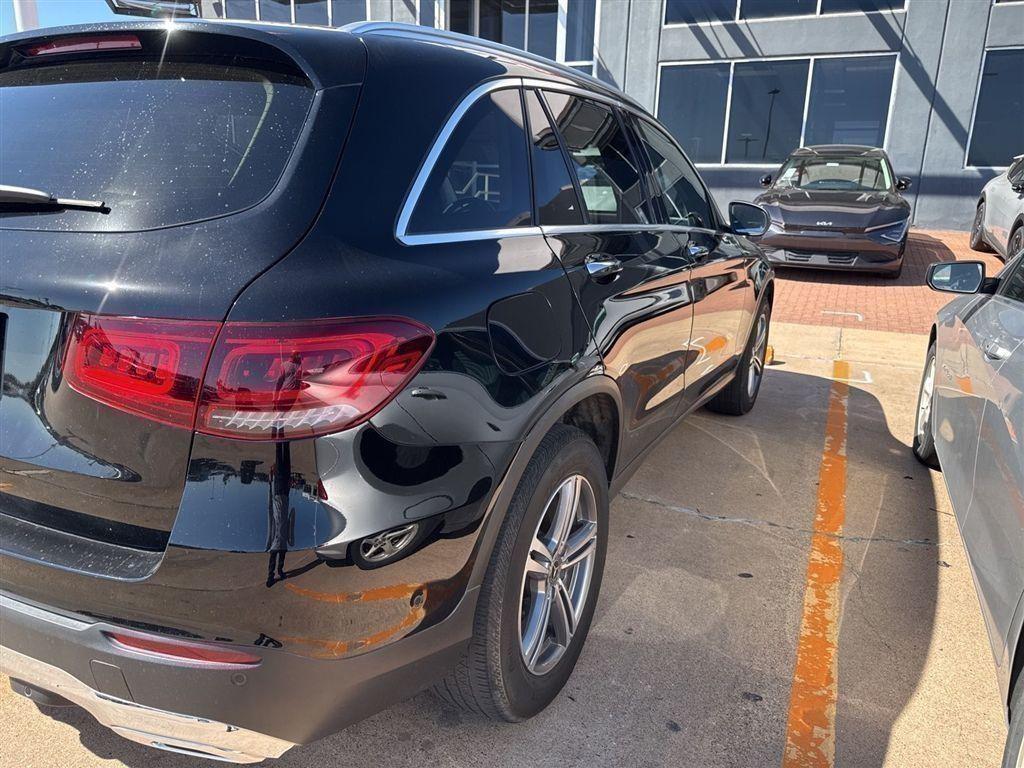 Mercedes-Benz GLC 300 2021