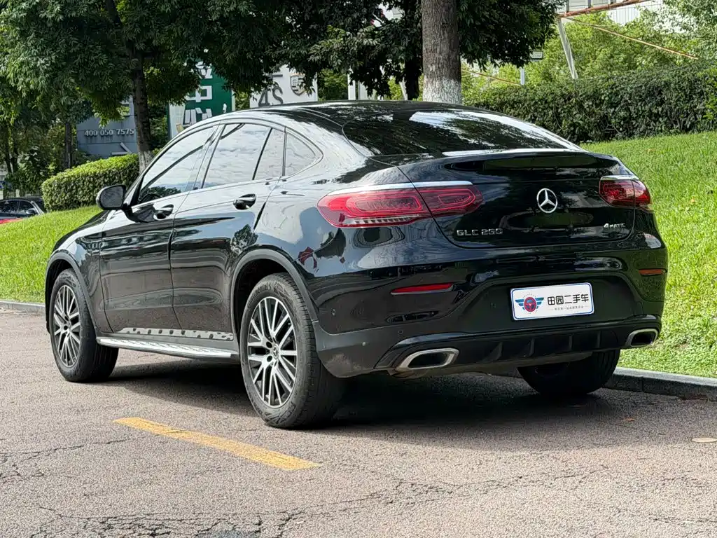 Mercedes-Benz GLC Coupe 2023