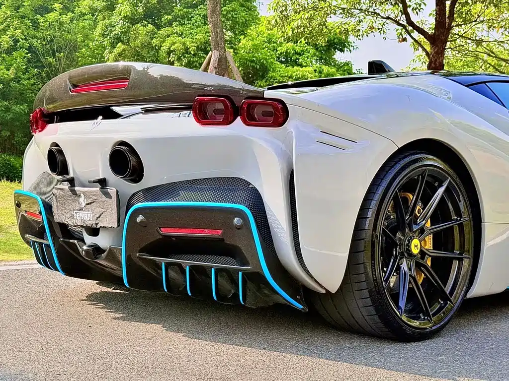 Ferrari SF90 2022