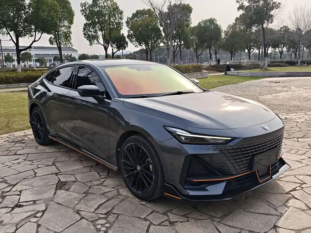 Changan UNI-V 2023